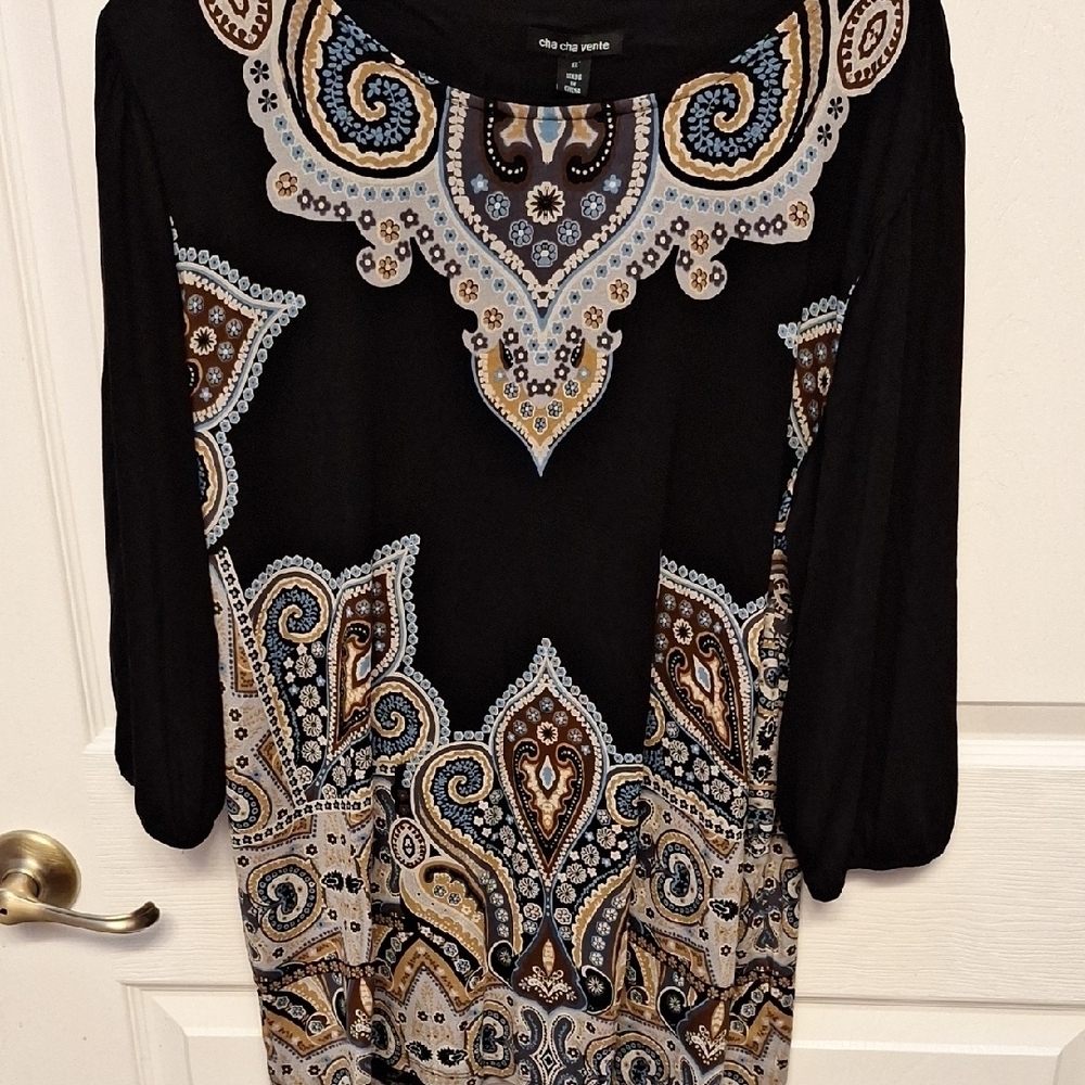 a Cha Cha Vente Pullover Stretch Tunic Size 1X